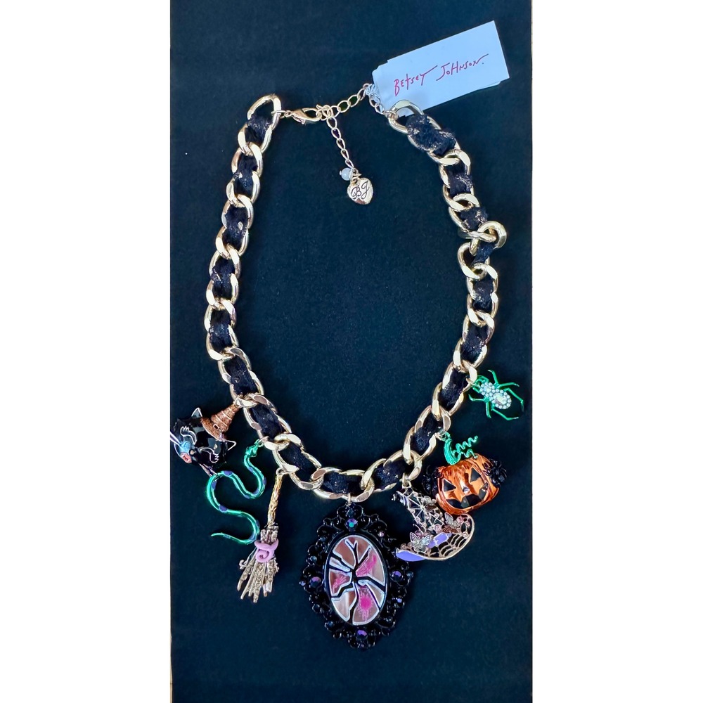 Betsey Johnson Halloween Charm Necklace Gold Tone Black Velvet Witch Cat Pumpkin